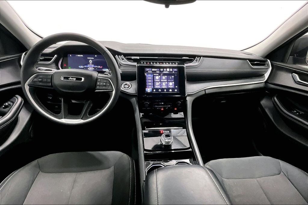 2023 Jeep Grand Cherokee Laredo