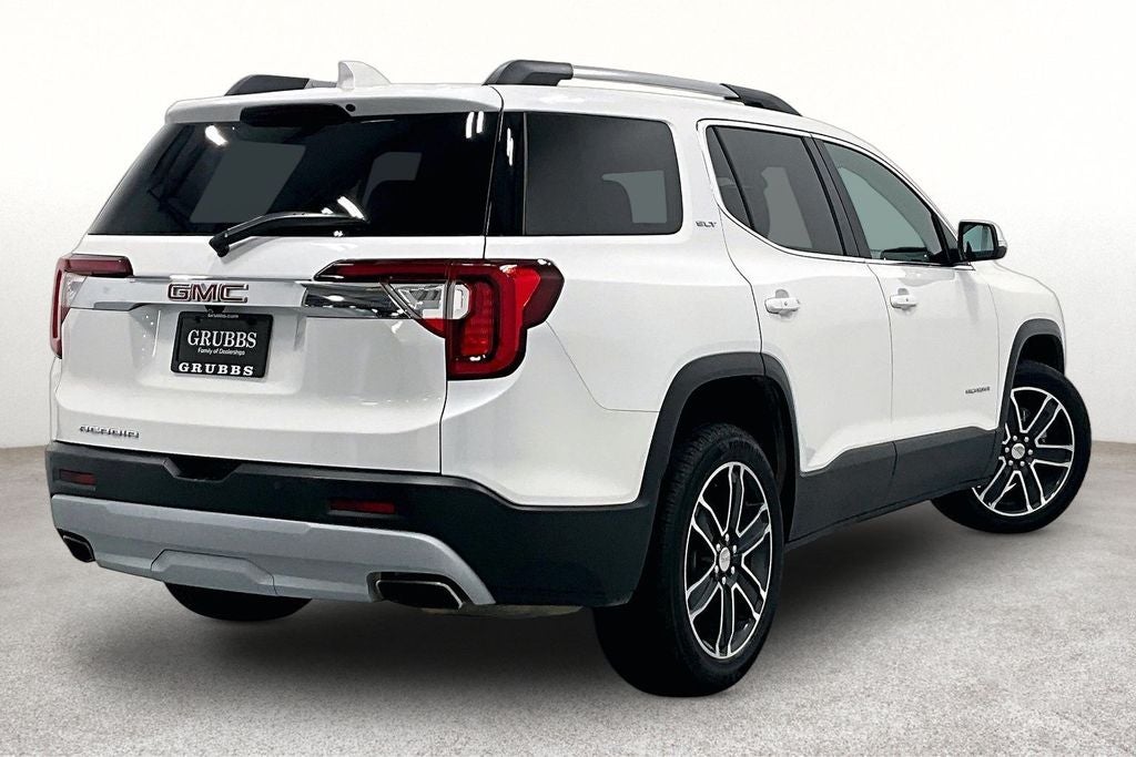 2022 GMC Acadia SLT