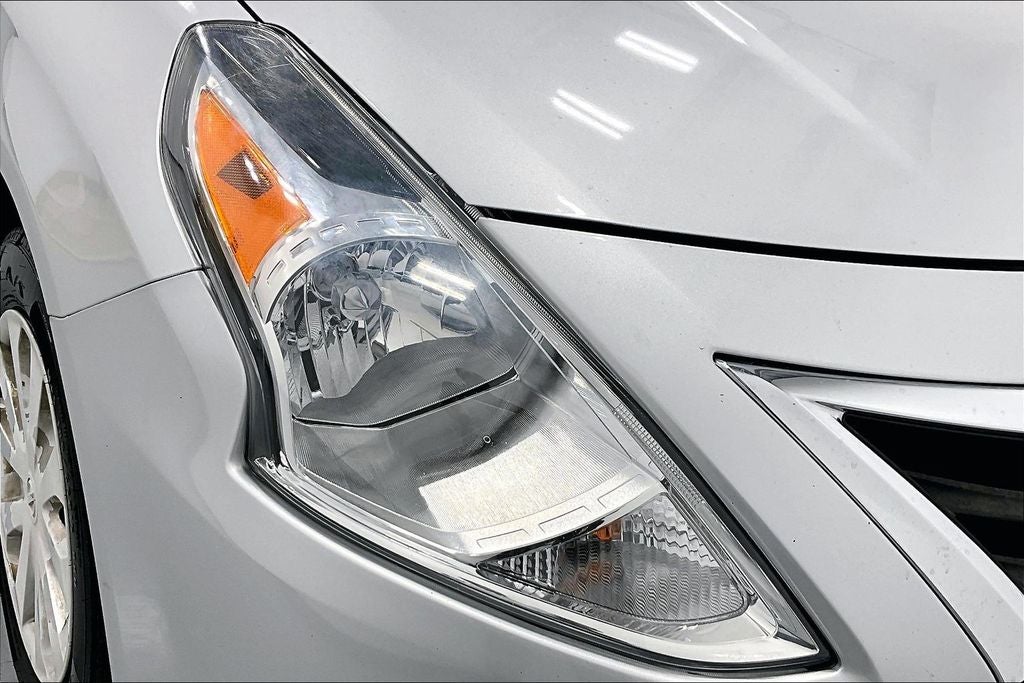 2019 Nissan Versa 1.6 SV