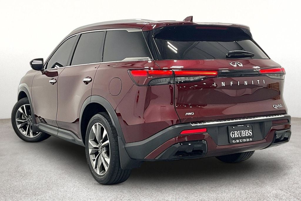 2023 INFINITI QX60 LUXE