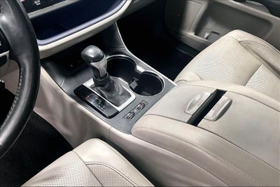 2016 Toyota Highlander Limited Platinum V6