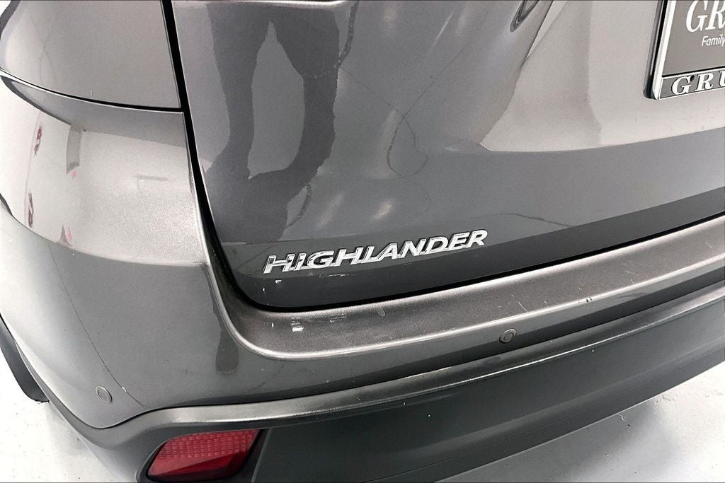 2016 Toyota Highlander Limited Platinum V6