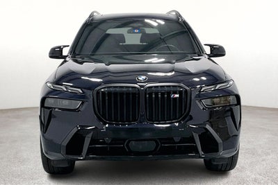 2023 BMW X7 M60i