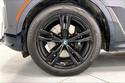 2023 BMW X7 M60i