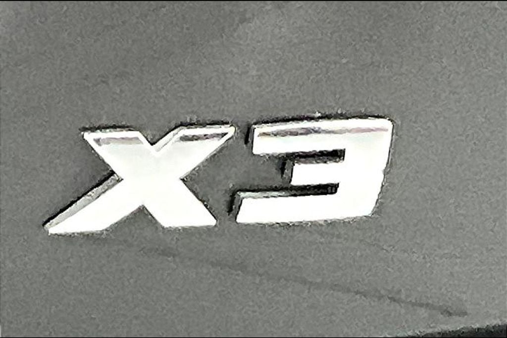 2023 BMW X3 M40i