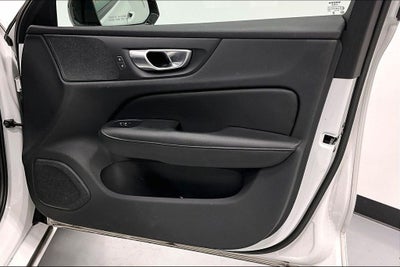 2024 Volvo S60 B5 Plus Dark Theme