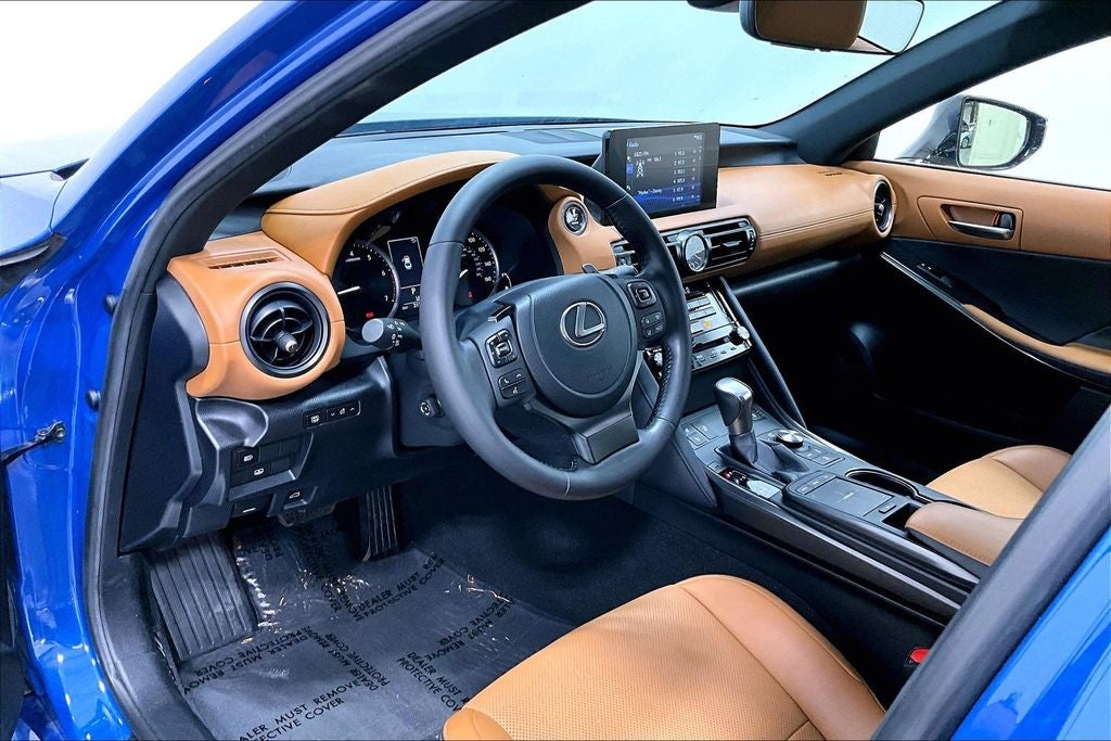 2023 Lexus IS 300