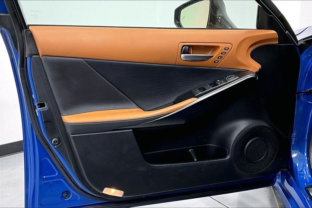 2023 Lexus IS 300