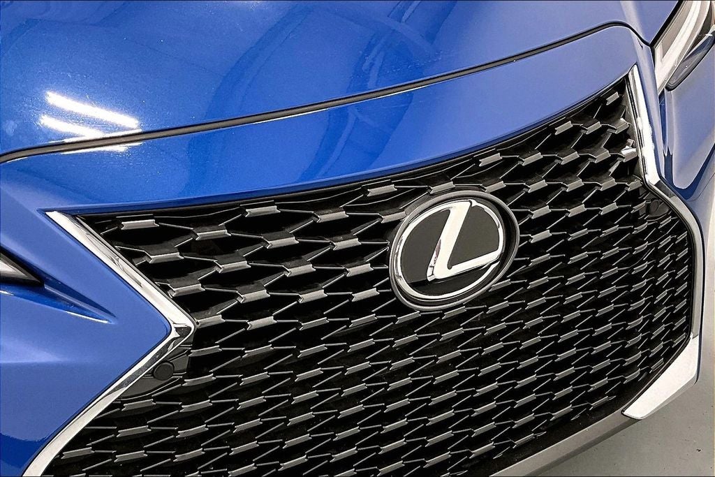 2023 Lexus IS 300