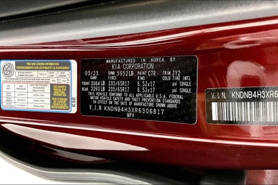 2024 Kia Carnival LX