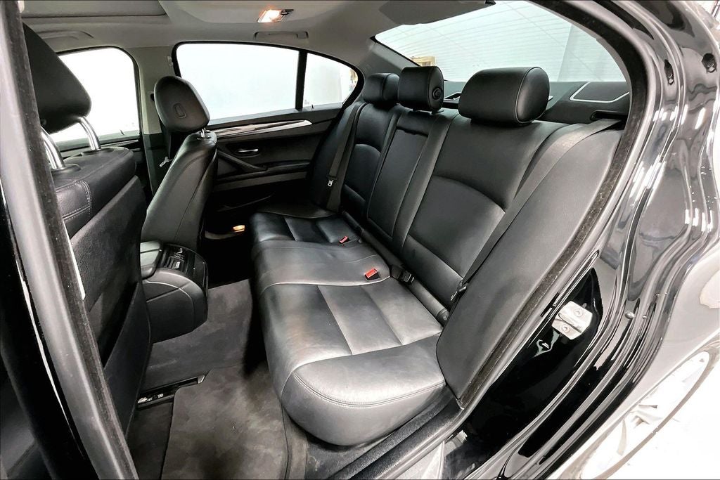 2016 BMW 5 Series 528i