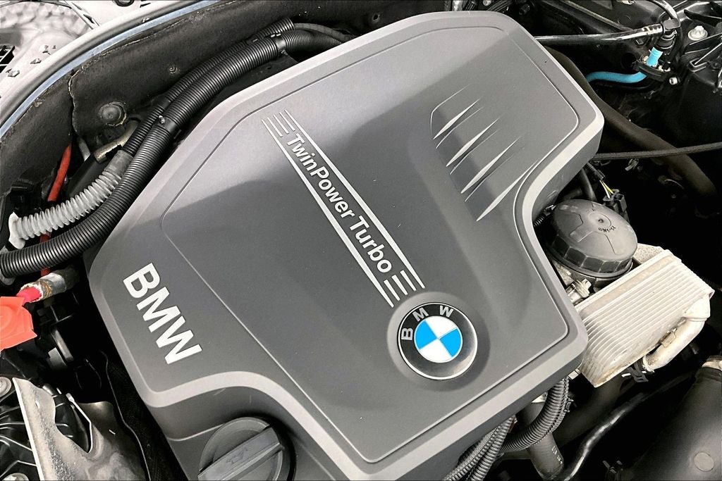2016 BMW 5 Series 528i