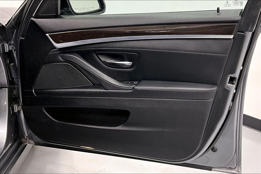 2014 BMW 5 Series 528i