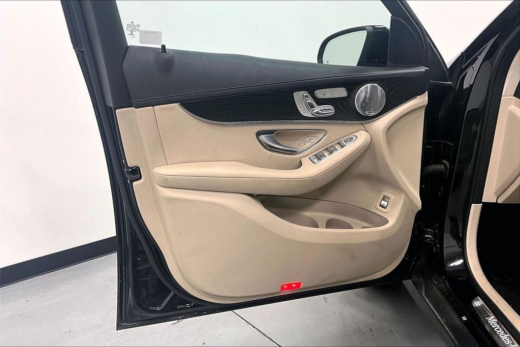 2017 Mercedes-Benz GLC GLC 300 4MATIC®