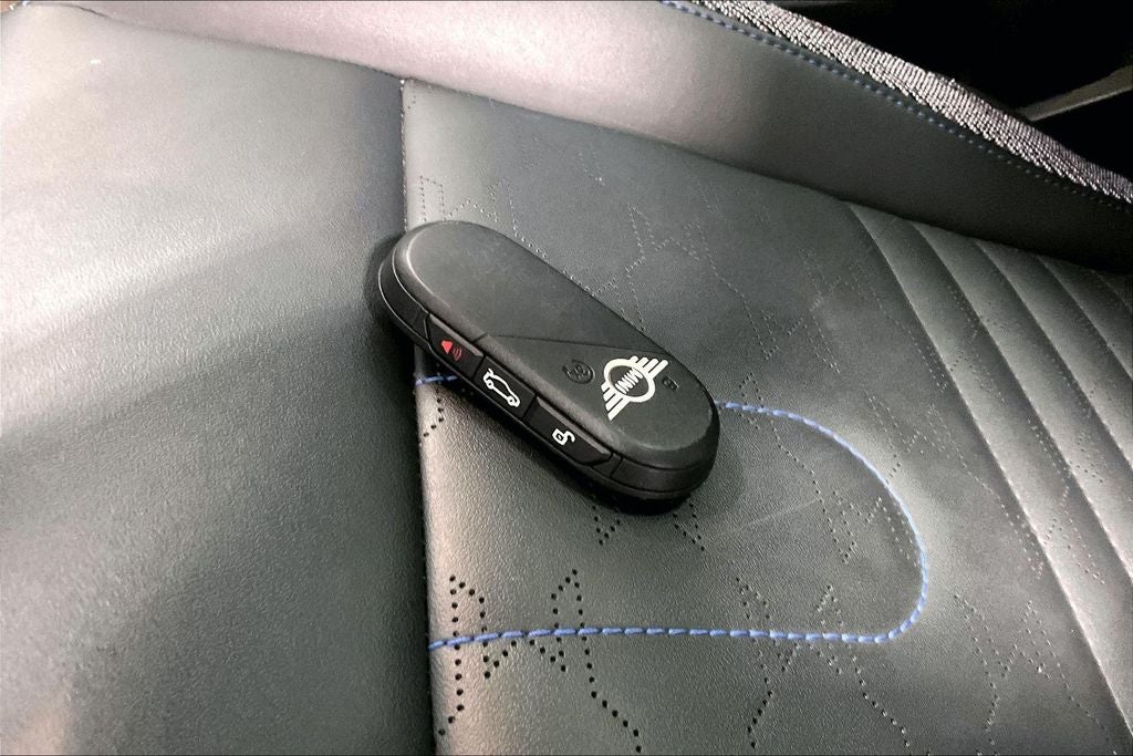 2025 MINI Cooper S Countryman Signature Plus