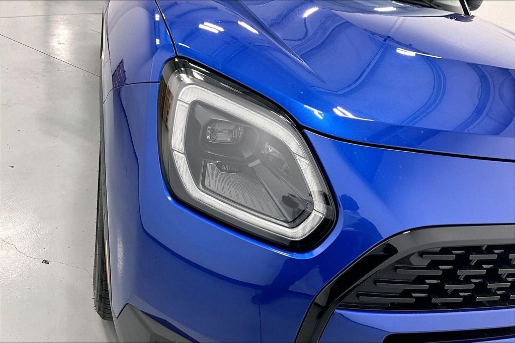 2025 MINI Cooper S Countryman Signature Plus