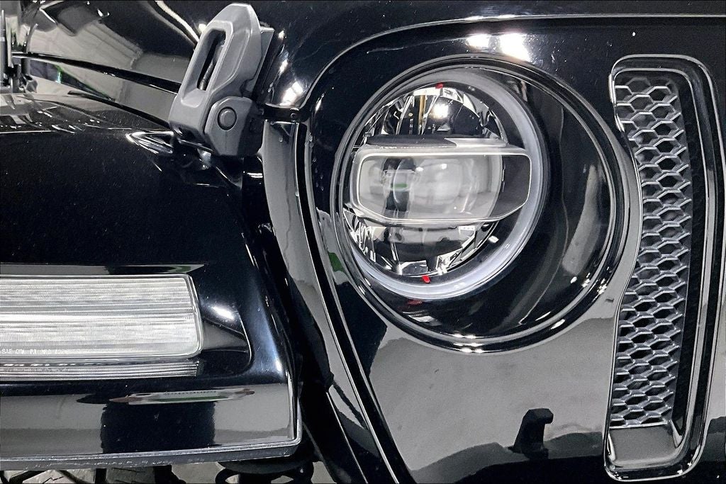 2020 Jeep Wrangler Unlimited Sahara High Altitude