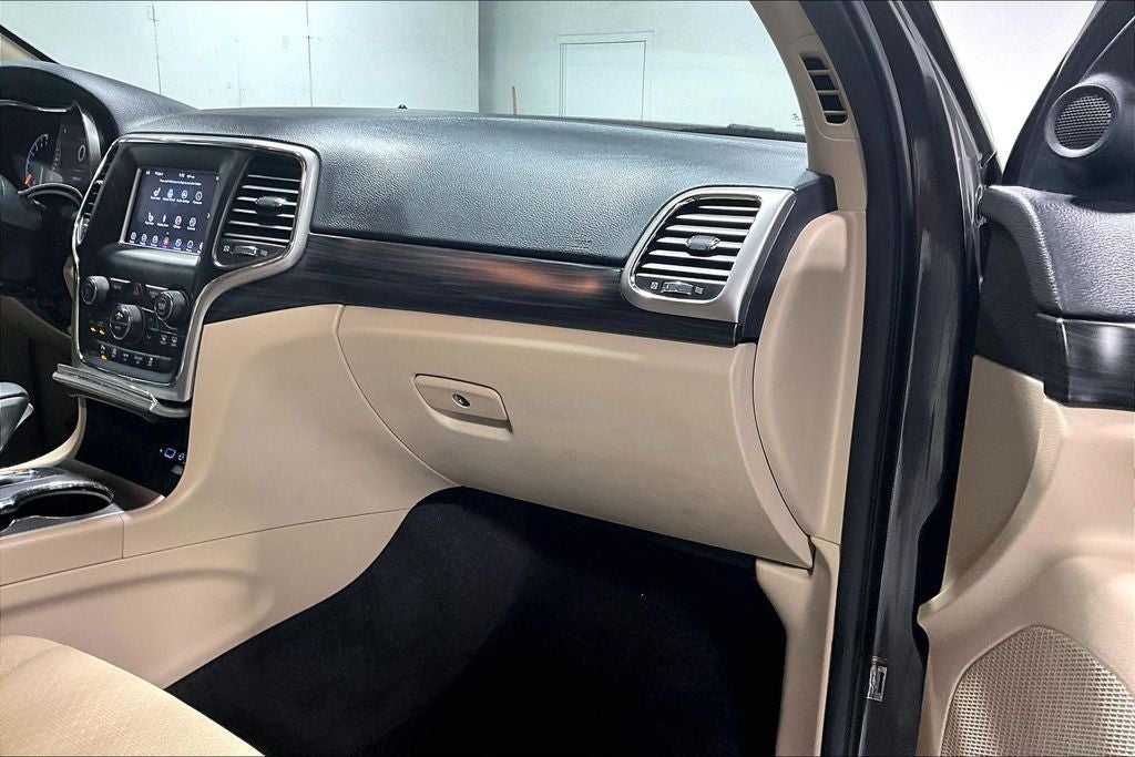 2019 Jeep Grand Cherokee Laredo E