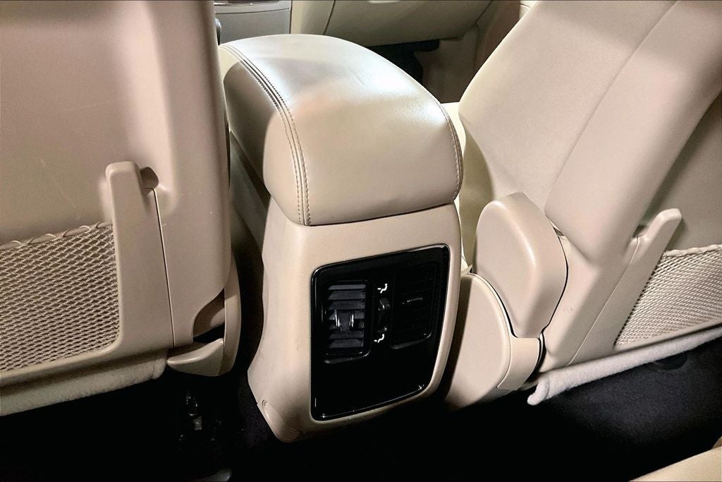 2019 Jeep Grand Cherokee Laredo E