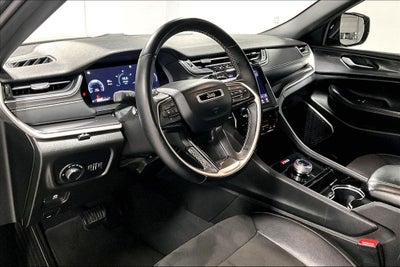 2022 Jeep Grand Cherokee Altitude