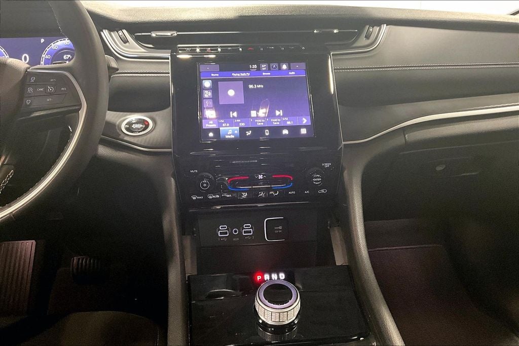 2024 Jeep Grand Cherokee Laredo