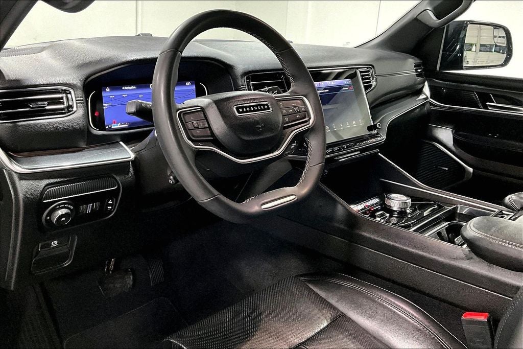 2023 Jeep Wagoneer Base