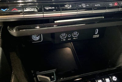 2023 Jeep Wagoneer Series II