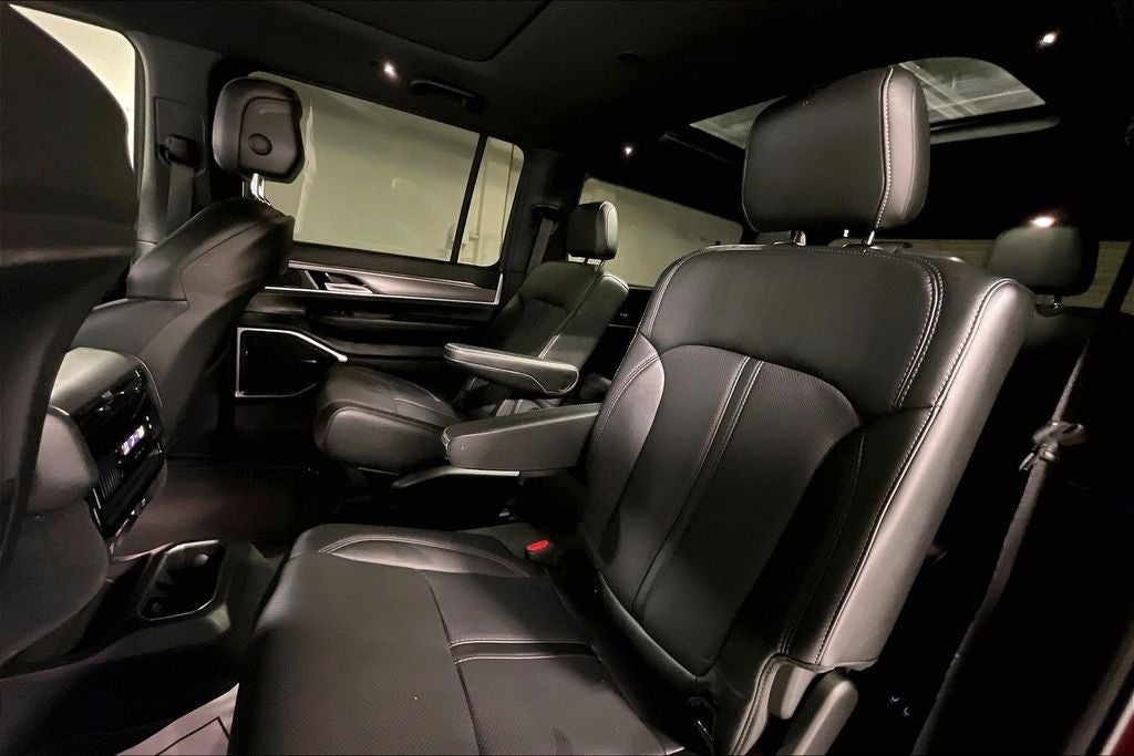 2023 Jeep Wagoneer Series II
