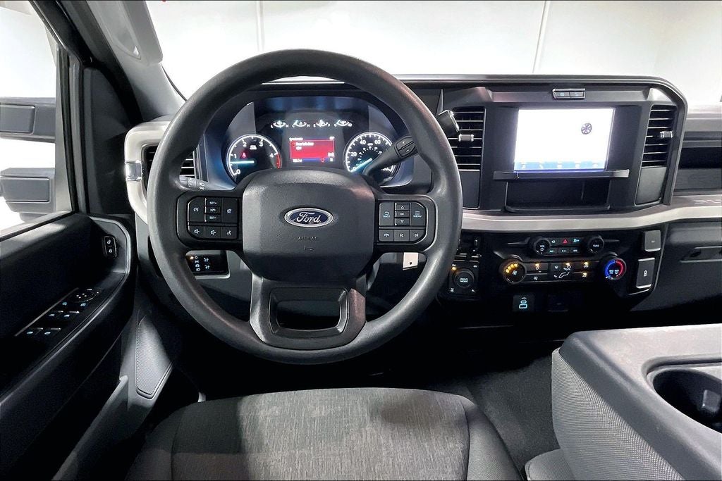 2025 Ford F-350SD XL