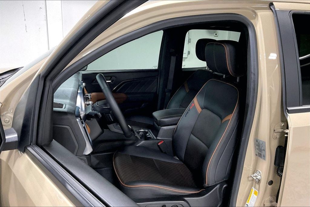 2024 GMC Canyon AT4
