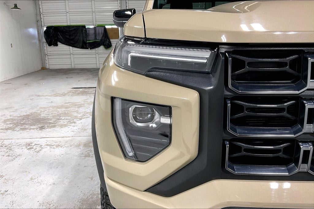 2024 GMC Canyon AT4
