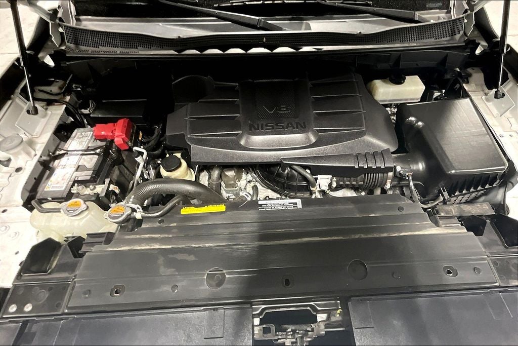 2023 Nissan Titan SV