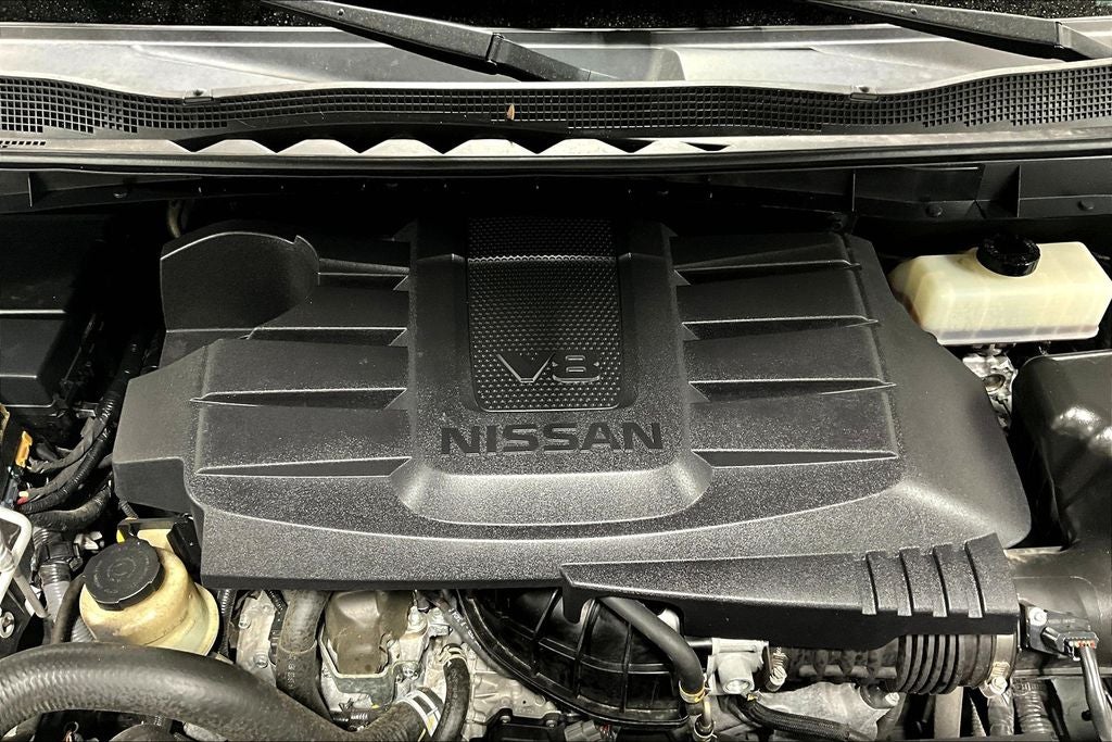 2023 Nissan Titan SV