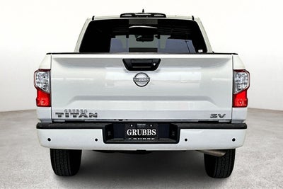 2023 Nissan Titan SV