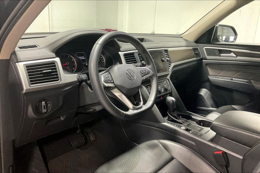 2021 Volkswagen Atlas 3.6L V6 SE w/Technology
