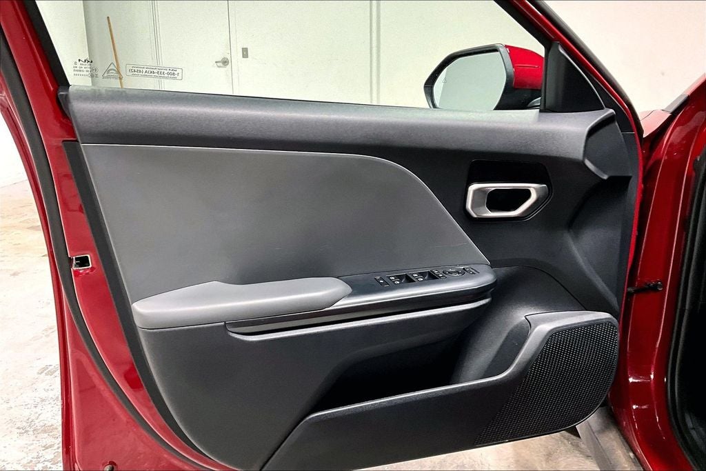 2025 Kia K4 LXS - Photo 21