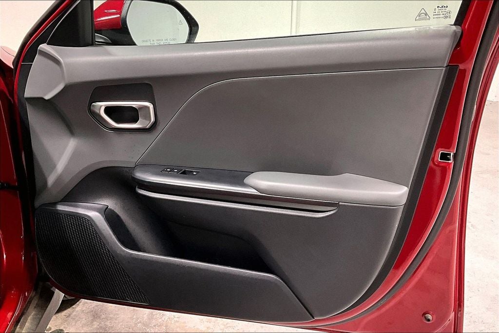 2025 Kia K4 LXS - Photo 22