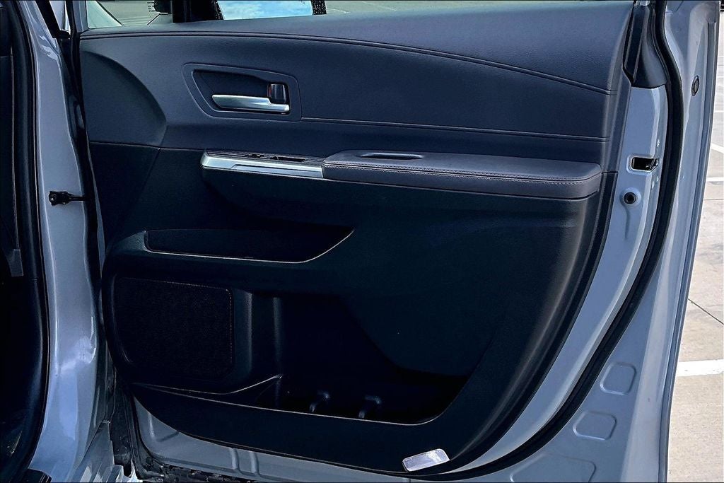 2024 Toyota Sienna Woodland Edition 7 Passenger