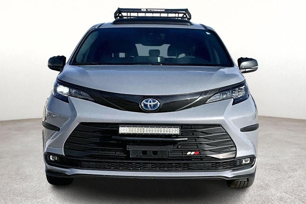 2024 Toyota Sienna Woodland Edition 7 Passenger