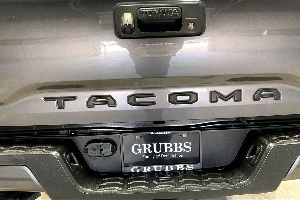 2021 Toyota Tacoma SR V6