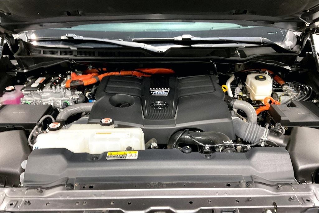 2024 Toyota Tundra Hybrid Platinum