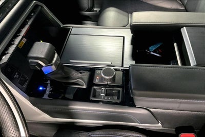 2024 Toyota Tundra Hybrid Platinum