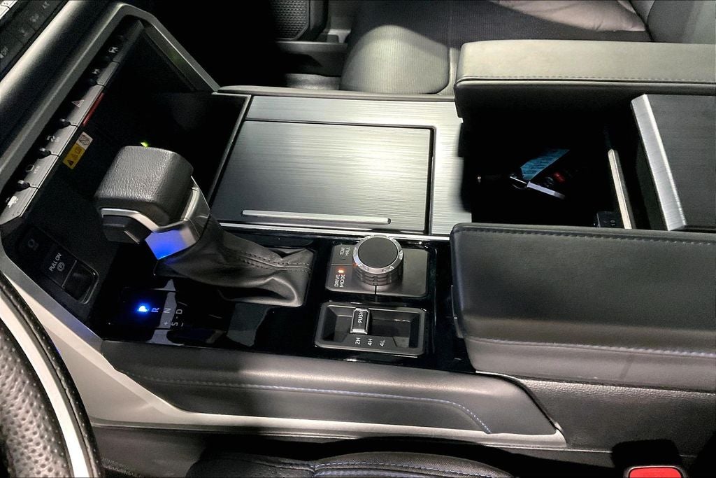 2024 Toyota Tundra Hybrid Platinum