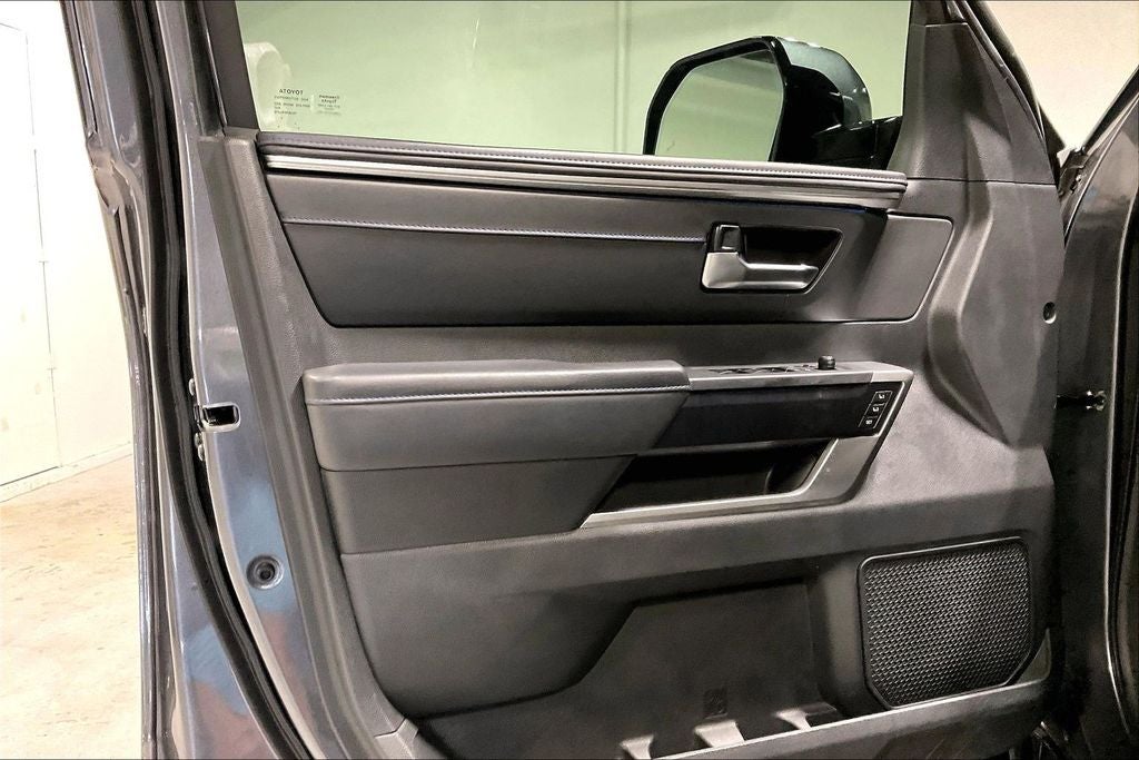 2024 Toyota Tundra Hybrid Platinum