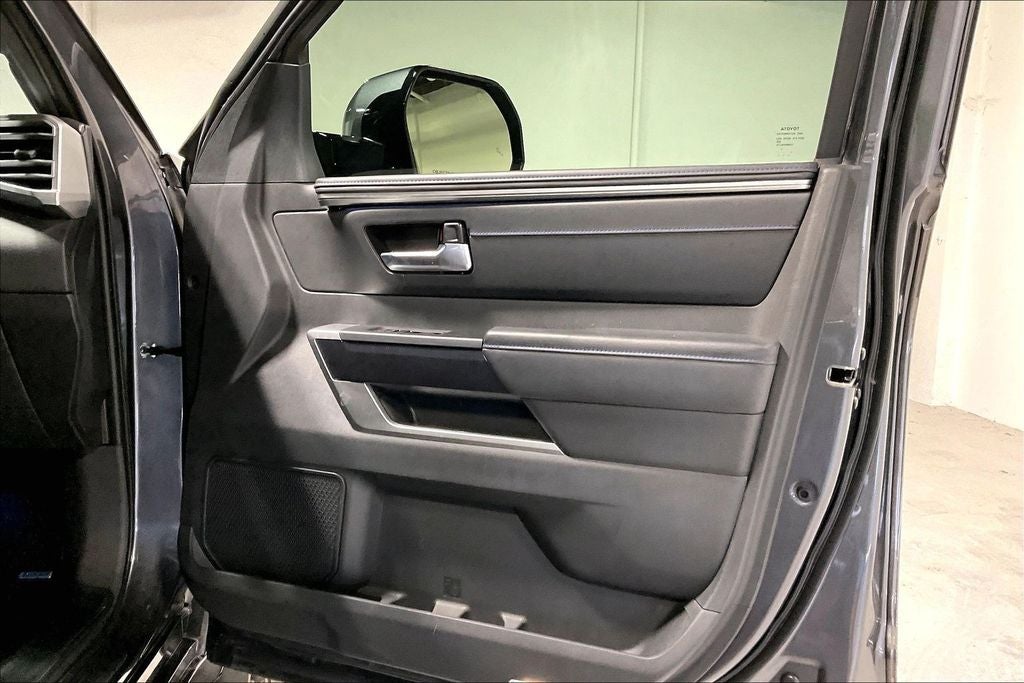 2024 Toyota Tundra Hybrid Platinum