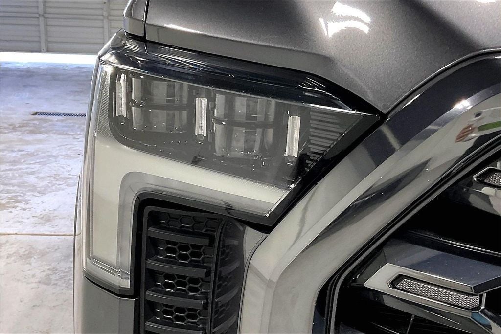 2024 Toyota Tundra Hybrid Platinum