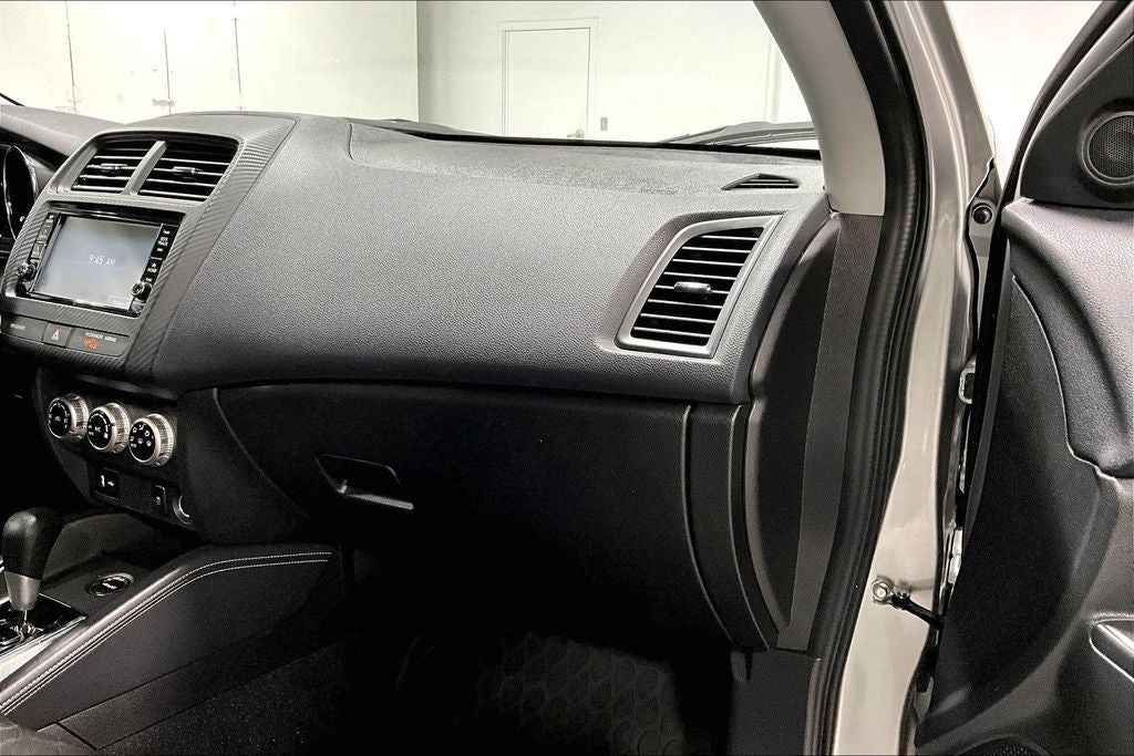 2024 Mitsubishi Outlander Sport 2.0 ES