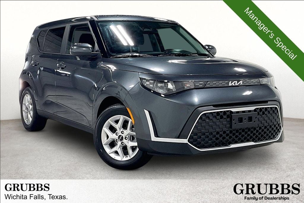 2025 Kia Soul 2.0L LX IVT's photo