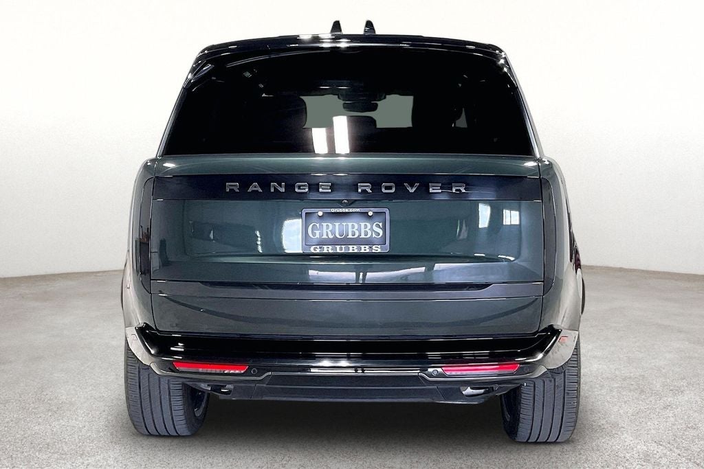 2025 Land Rover Range Rover SE