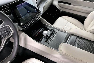 2024 Jeep Wagoneer L Series III